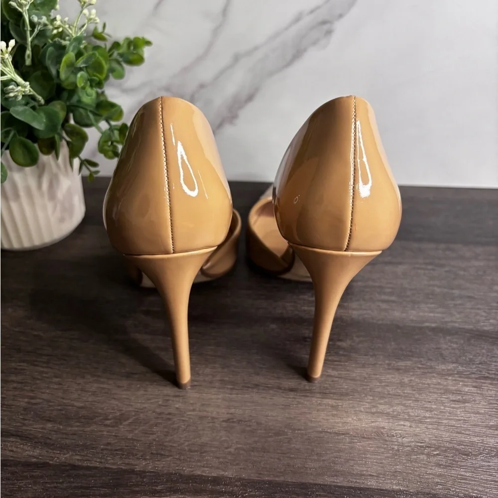 DC Glossy Nude Heels